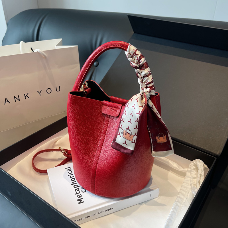 Balde de ombro e crossbody pu  - Luxury Bags On Sales avaliação e preço